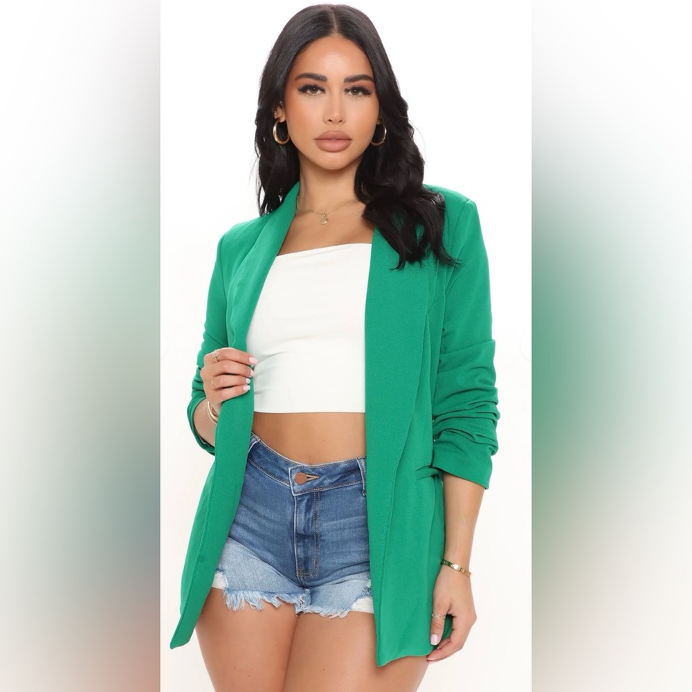 Fashion nova The Celine Ruched Sleeve Blazer I Three- QuarterBlazer Kelly Green